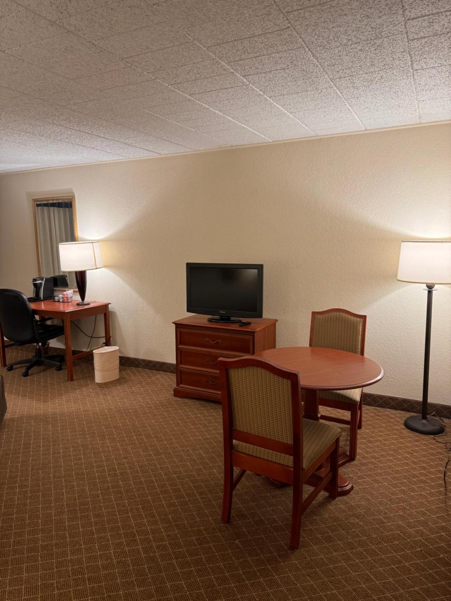 Clarion Inn Frederick Event Center Dış mekan fotoğraf